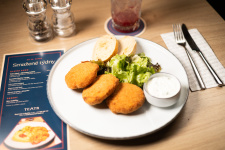 Smažené týdny v Teátru